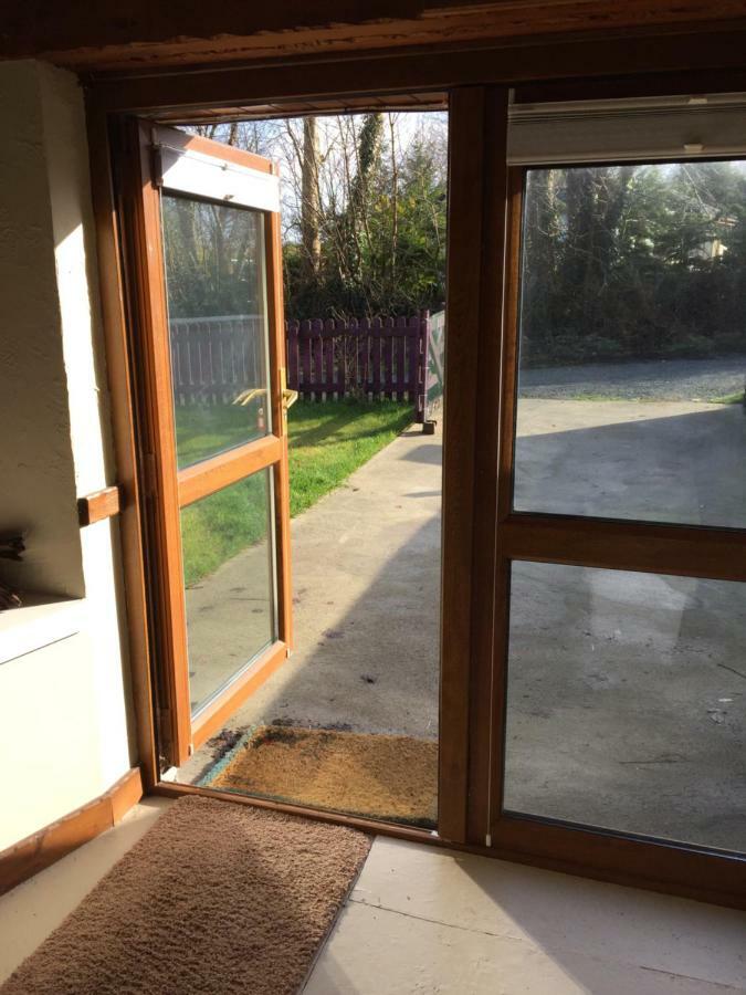 Killarney Saoirse Cottage ภายนอก รูปภาพ